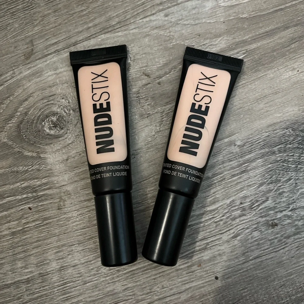NUDESTIX TINTED COVER LIQUID FOUNDATION - Nude 1